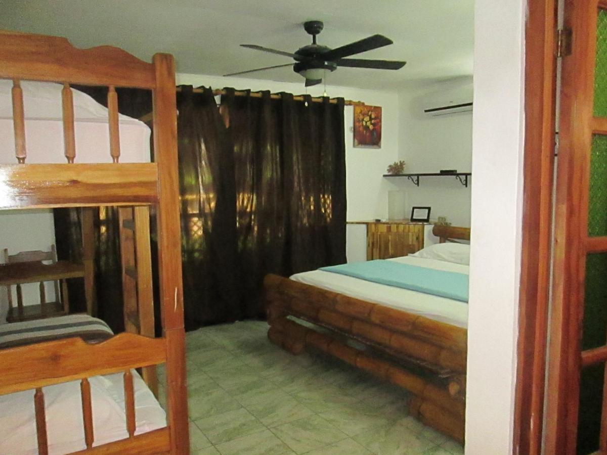 Hotel Bugabutik Puerto Viejo de Talamanca Εξωτερικό φωτογραφία