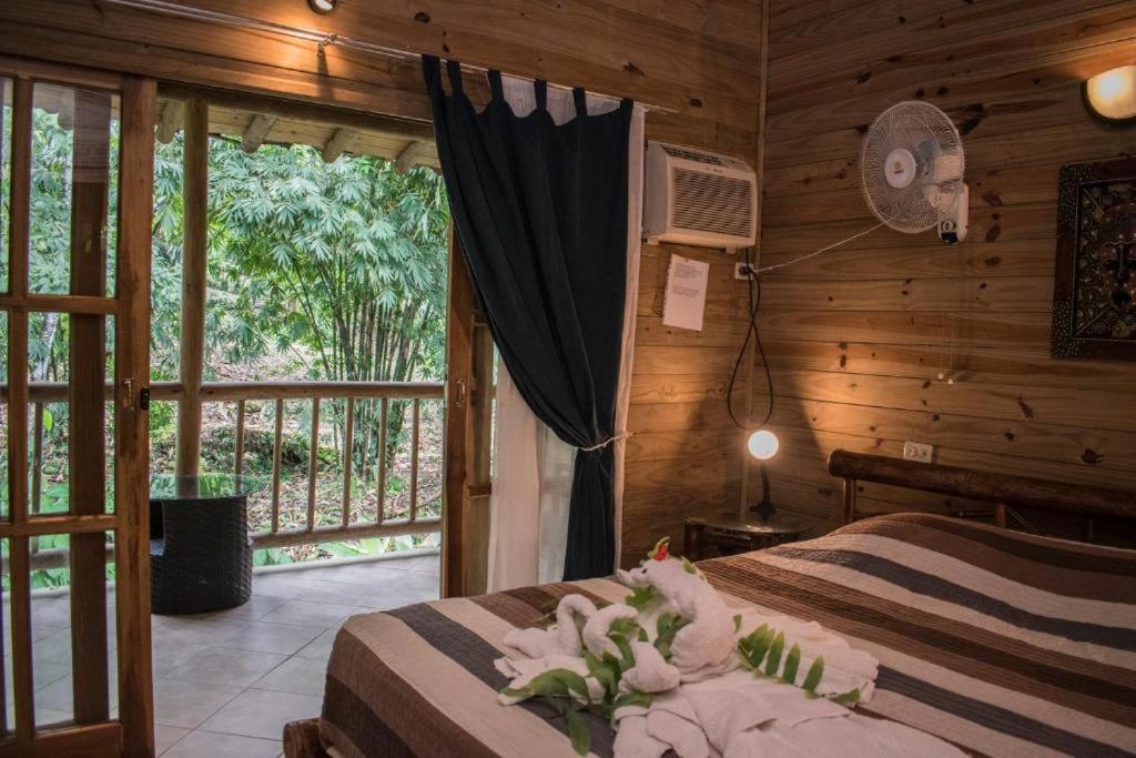 Hotel Bugabutik Puerto Viejo de Talamanca Εξωτερικό φωτογραφία