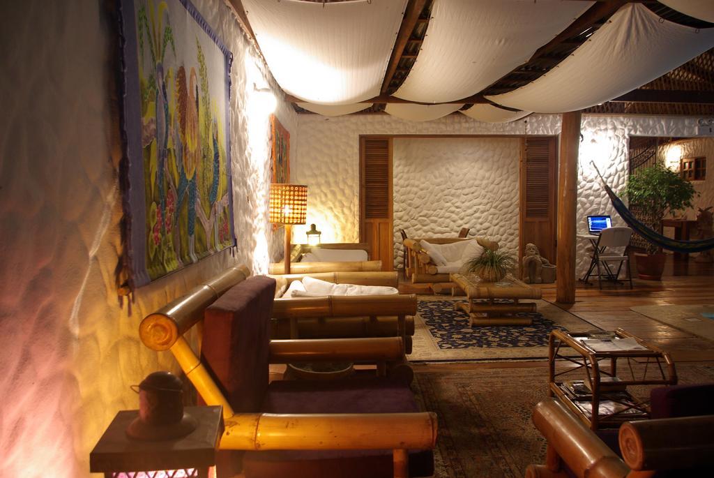 Hotel Bugabutik Puerto Viejo de Talamanca Εξωτερικό φωτογραφία